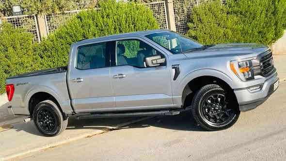 فۆڕد F150 مۆدیل 2022 موصفات XLT 
8 پستؤن تاك ئةكسل بودى كورت مرغوب 
شاشة گةورة گير ترح 
كاميرا حساس زور پاك و خاوينه 
٤٥,٠٠٠ كيلومتر رؤيشتية 
تاك اكسلة  سةيارةكة بي سبوغة 
بةس ٢ شويتى PDR هةية جامرغى بيشةوة لاى سايق
لةگةل دةركةى پشتةوةى زور كةم 
سةيارةكة بى ئارباگه ٤ تاى نوى لة سةرة 
هيچ مسرفى تيدا نية 
رقةم شاسى 
1FTEW1C59NFB78740 
سةنةوى ژينگى هةمووى نوية 

سعر: لە کۆمێنت داوای بکە ڕاستەوخۆ بۆت دێت 🤖 

گێر و مەکینەی بەشەرت 
هیچ کێشەیەکی تێدا نییە 

ژمارەی خاوەنەکەی 
***********
