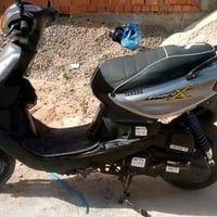 دراجه ماكس اسمهه قجمه يمكن مهم كامله ونضيفه كلش  للبيع ضروري لان محتاج...