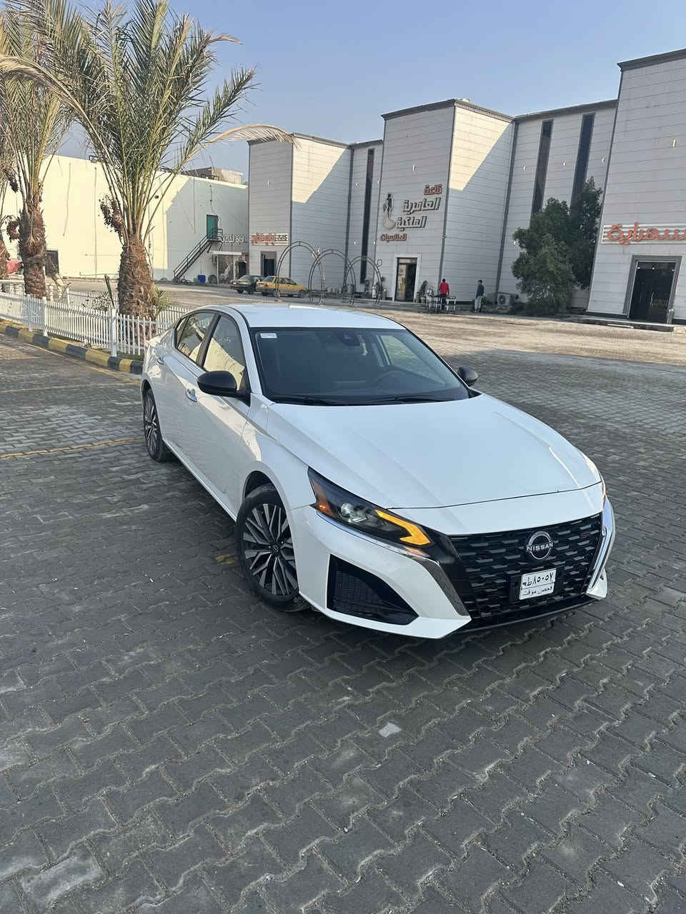 للبيع 
نيسان التما
لون ابيض 
الموديل 2025
عداد المسافه 18ميل فقط 
السياره بحالة الوكاله 
المواصفات فووول عدا الفتحه 

ملاحظه السياره بيه صبغ جاملغ فقط 
صور الحادث بل منشور

السعر 155جوه السوك 
السعر قفل قفل غير قابل للتفاوض
مكاني بغداد العامريه 
للتواصل ***********
