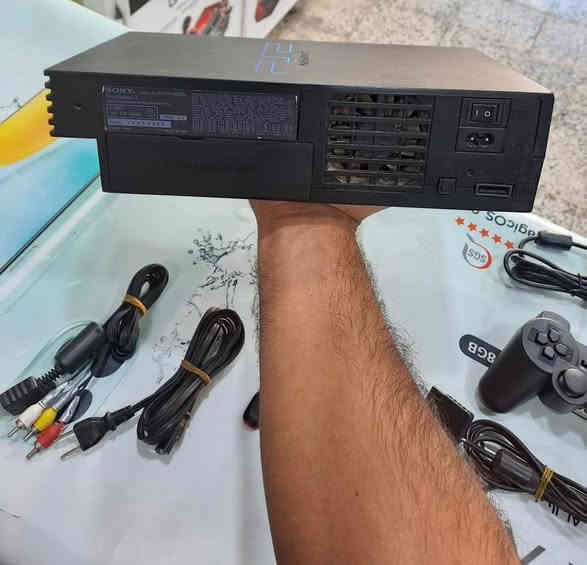 بلي تو للبيع مكاني ناصريه مركز مدينه الصدر سعر 40بي تقريبا 70لعبه كامل ملحقات بس بي جوستاك واحد عوزله تصليح ***********
