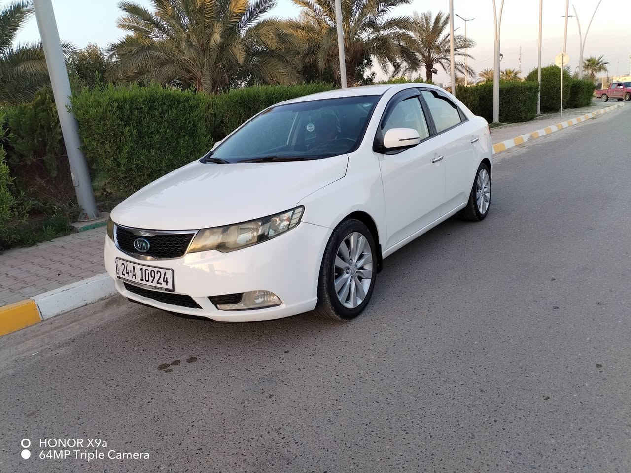 سلام عليكم البيع وبسعر مناسب 105وبيه مجال شي قليل سيراتو موديل 2013 سيارة مكفول كفالة عامه بدون صبق ولا تبديل كير6  نمر شرط بدون عيب محرك شرط التنقيص ولا تبخير ولا مفتوح تبريد ثلج تخم تاير جديد صدر جديد سيارة مكفول كفالة بدون عامه من الصق والا تبديل رقم دهوك دولي سنوية الغاية 30 شرط القرامات والتحويل مكان تكريت الديوم اتصال على  *********** ملاحض عتذر عن القصط والوعد
