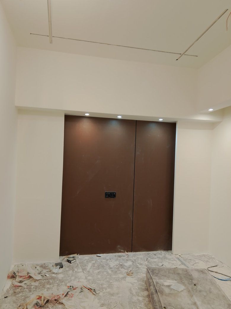 عمل جميع الديكورات والاصباغ 
للاستفسار ***********
