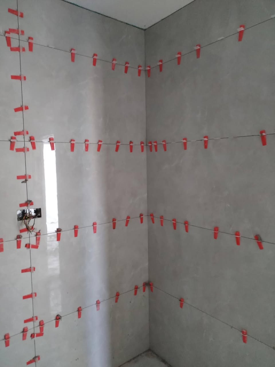 كادر سيراميك متفرغ حاليآ عمل موصل *********** مادا سمنت
