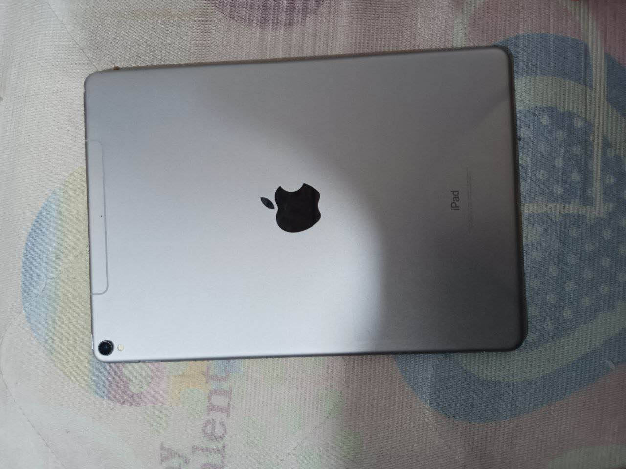 ايباد 10.5كلش قوي
ذاكره 256
بطاريه ماتقل عن ال٩٠
للبيع قيم وخذ 
وللمراوس شعندك نزل
للاستفسار خاص ابو الخصيب, البصرة


**إذا كنت صاحب هذا الإعلان وتريد حذفه لأي سبب، رجاءا أرسل رسالة إلى الدعم الفني**