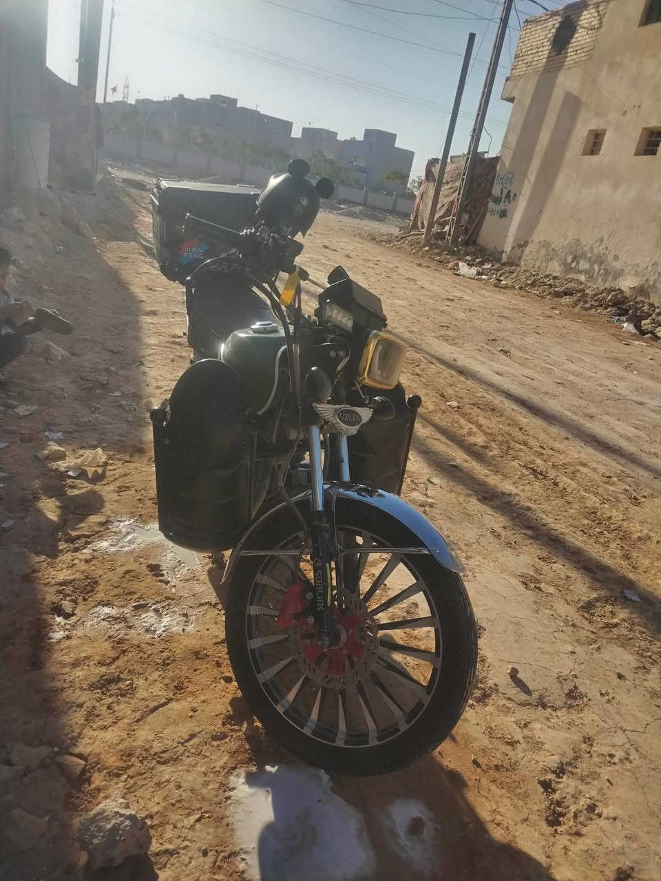 دراجه سافان مديل 25 دراجه اصولي أوراق كامله بلادي على وضع شركه محرك بلادي سعر 800  وبيهه مجال الرقم ***********
