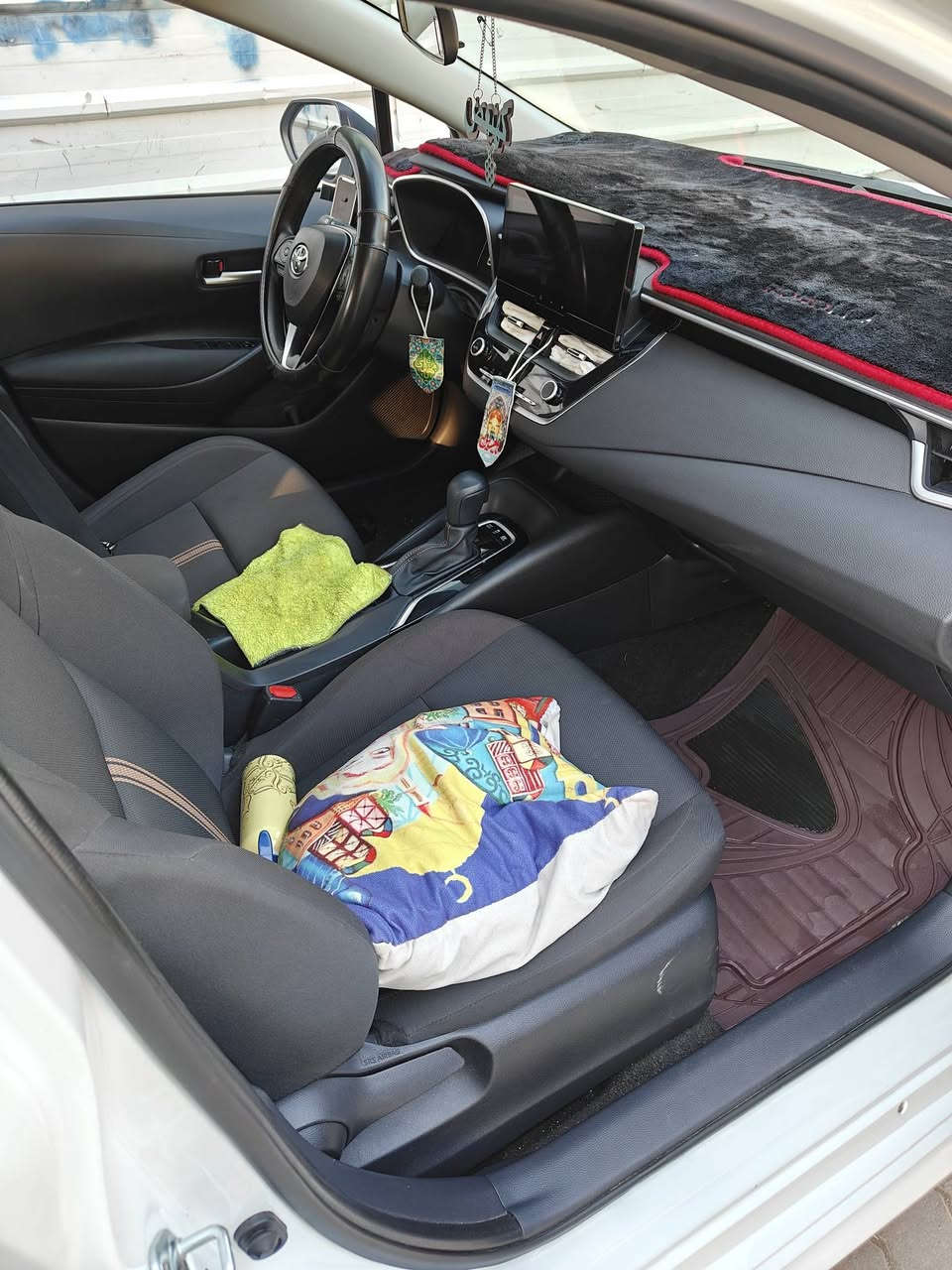 كورلا مديل 2025 
هايبرد ماشيه 35
سعر 151
رقم *********** 
بغداد
