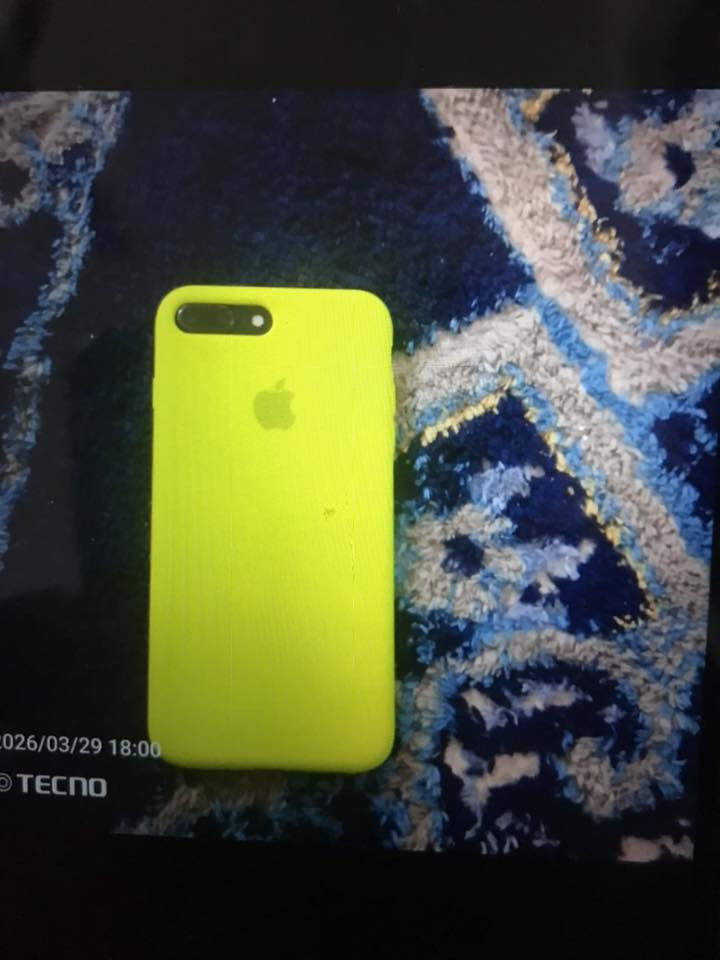 ايفونً ذاكره ١٢٨ كلشي ما مبدل بي سعر ١٢٠قفل رقم ***********
