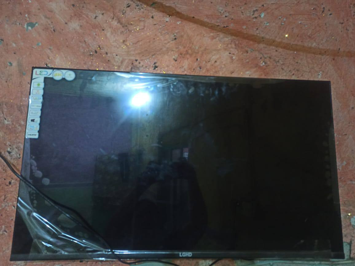 شاشه حجم 32 للبيع سعره 75 وبيه مجال جديده ونضيفه مشغله بس مرتين عنوان حله طهمازيه


**إذا كنت صاحب هذا الإعلان وتريد حذفه لأي سبب، رجاءا أرسل رسالة إلى الدعم الفني**