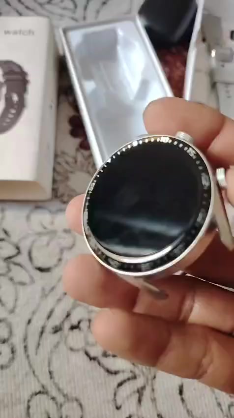 قطعتين ساعات سمارت
ثنينهن ب35 
وبل عافيه


**إذا كنت صاحب هذا الإعلان وتريد حذفه لأي سبب، رجاءا أرسل رسالة إلى الدعم الفني**