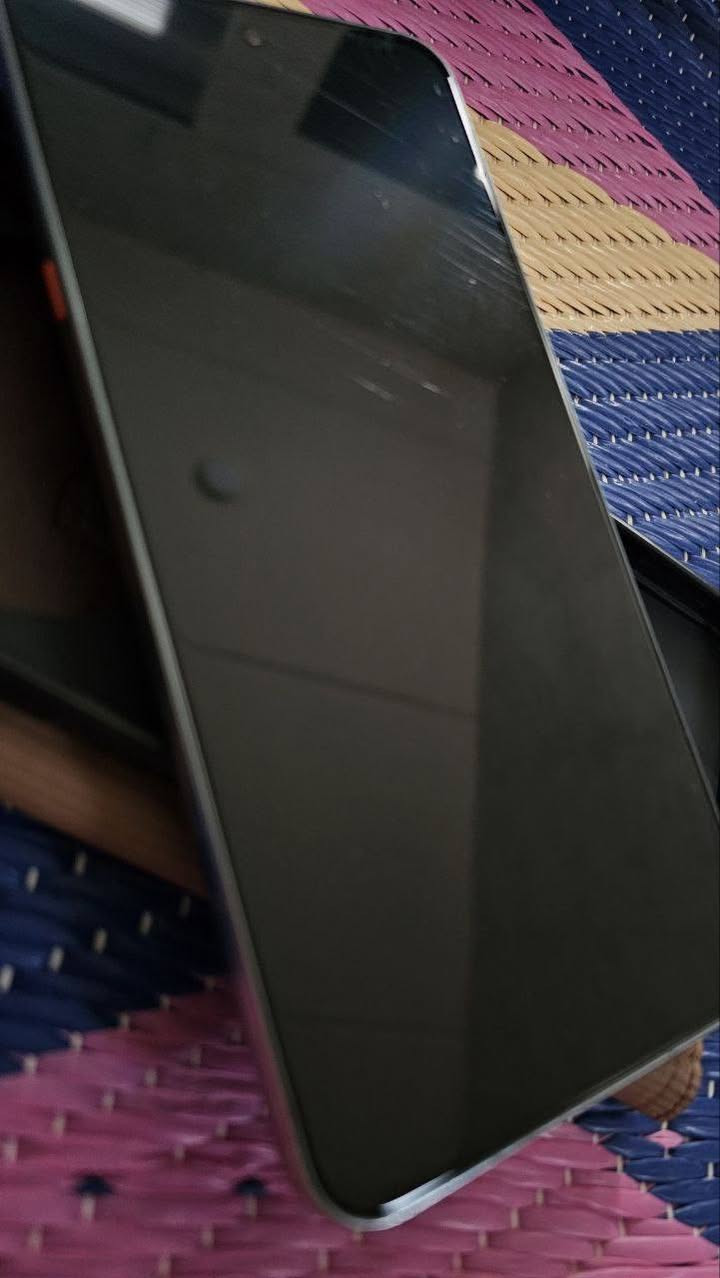 Tecno Camon 40 Premier 5G
الجهاز معلوماته مثل ماواضحه كدامكم 
جهاز متانة وقوة عظيمة 
الشاشه بيها شخوط مثل ماواضح لكن خفيفه جدا 
وفطر بالضهر مثل ماواضح كدامكم 
السعر ٣٨٠ قفل


**إذا كنت صاحب هذا الإعلان وتريد حذفه لأي سبب، رجاءا أرسل رسالة إلى الدعم الفني**