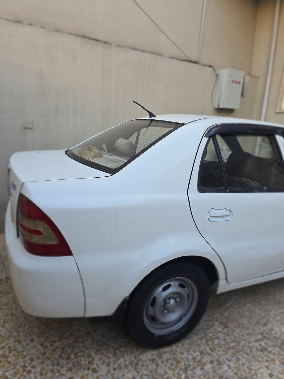 السلام عليكم 
سي كي موديل 12
كوبون بانزين بيها 
رقم بغداد سنوية 2024
صاحبها الشرعي بالموصل 
بيها قطعتين صبغ وبها بارد 
محرك كورلا
السعر43 وبيها مجال بسيط كلش حق الجية 
التواصل ***********
