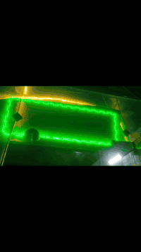 لافته كهربائيّة للبيع شخط مابيها ***********
