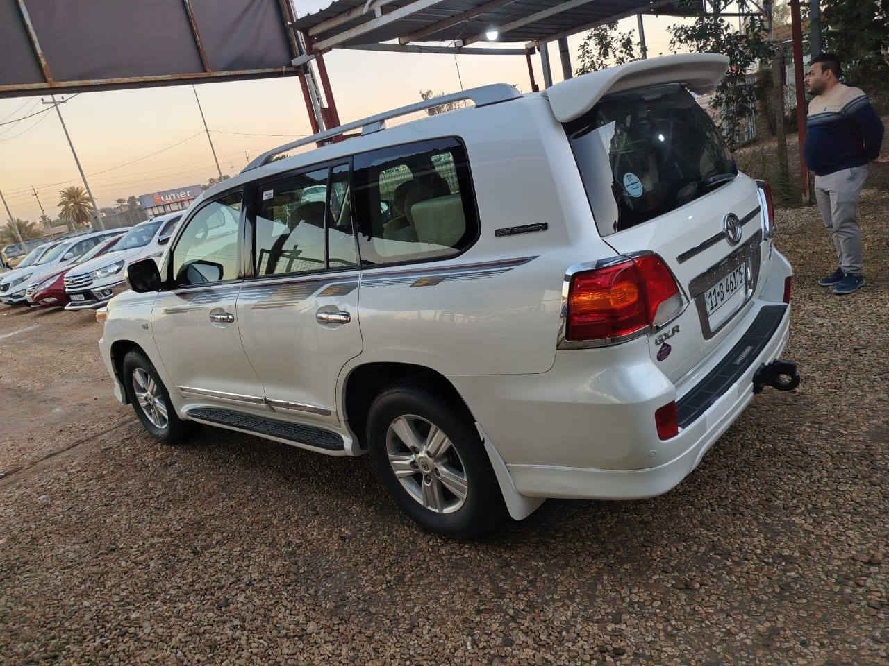 للبيع او المراوس 
لاندكروز 2011 رقم بغداد باسمي تحويل مباشر  مكفوله من الصبغ والتبديل فول مواصفات  محرك 6  سلندر مامفتوح
ترهم مراوس باقل   
اني مكلف بالنشر وهذا رقم صاحبه ***********
