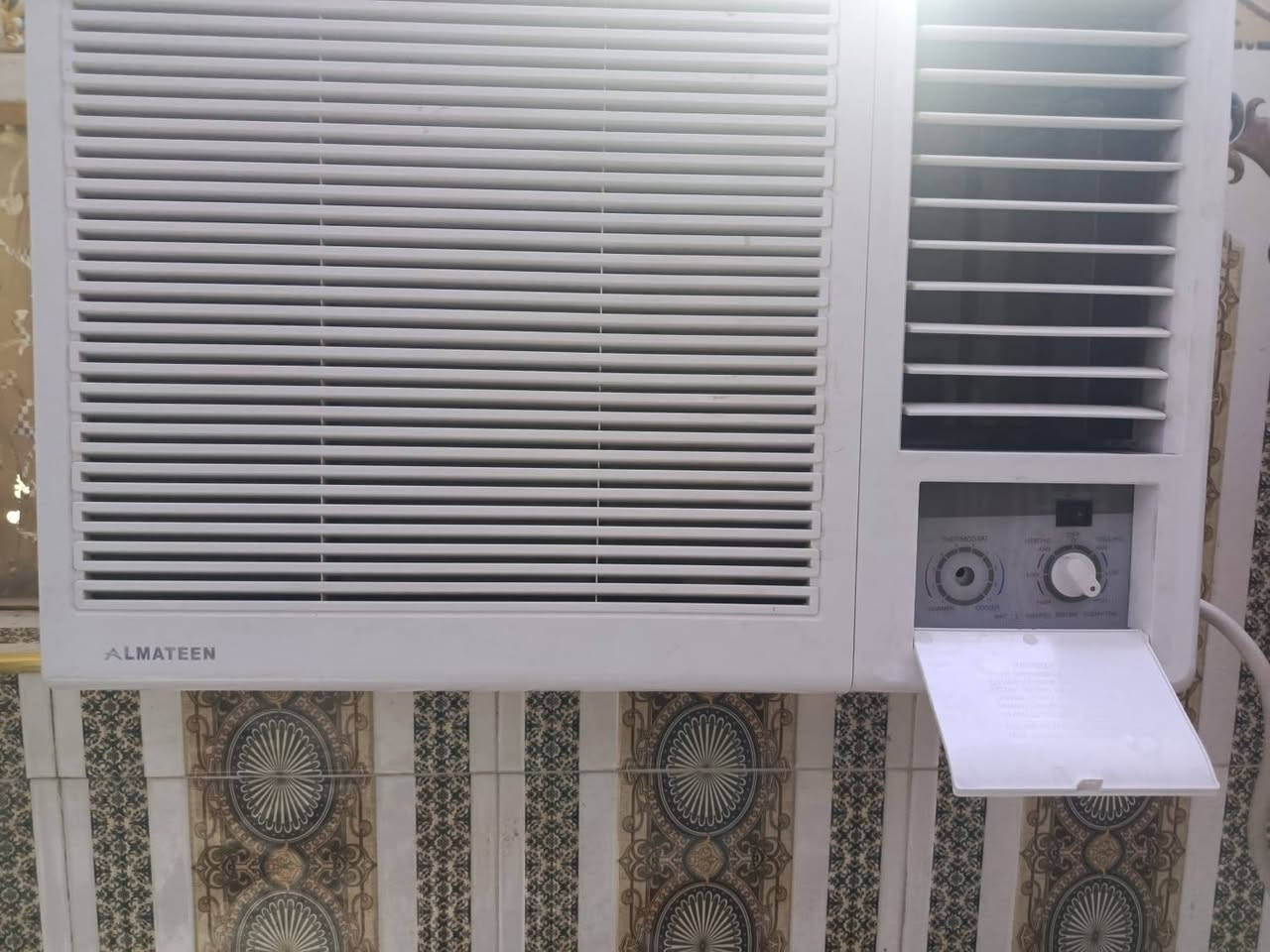 مكيف هواء طنين المتين لبيع *********** سعر 350 الف
