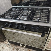 طباخ • يونااير • شاشة