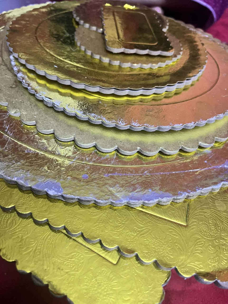 ‎سباتولا (ملعقة مسطحة)، وقاعدة دوارة. وللتزيين، كيس حلواني مع رؤوس تزيين متنوعة،‎ بغداد, العراق


**إذا كنت صاحب هذا الإعلان وتريد حذفه لأي سبب، رجاءا أرسل رسالة إلى الدعم الفني**