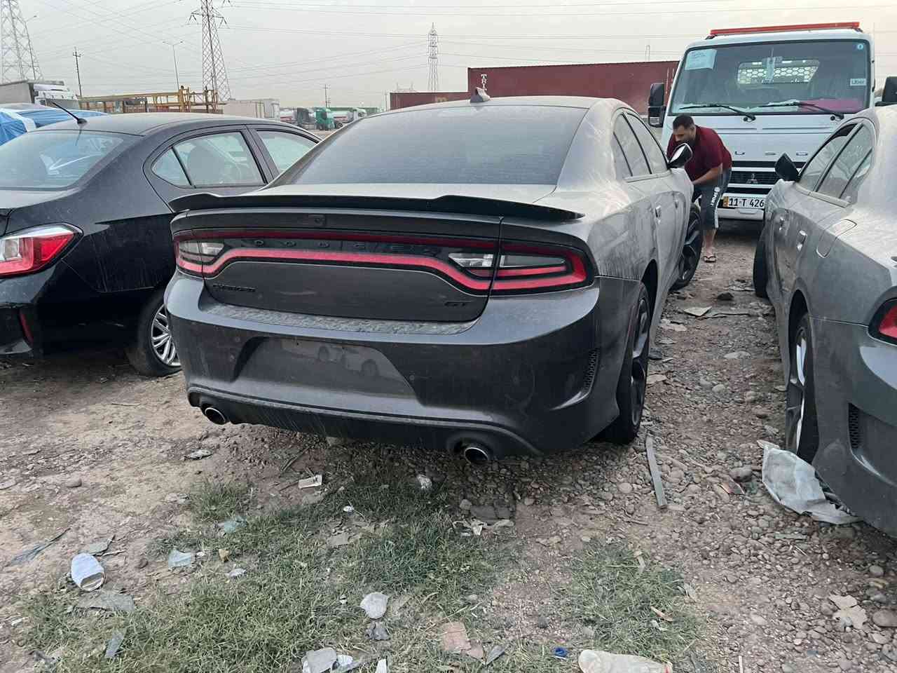 السلام عليكم 
دوج جارجر GT بلاك ادشن 
CHARGER GT PLUS BLACK EDITION
لون فيلي اخر اصدار لاس كول ؟
الموديل. 2023 .وارد امريكي حادث فقط جاملغ جهه السايق بدون ايراباك بدون دواخل بدون صبغ كفاله بجم كبس 
العداد.14.الف السياره بحاله الوكاله 
المحرك .v6. 3.6L
مرقم بغداد جديد كامل تحويل ثاني يوم
المواصفات.
ويل قياس 20انج اسود.
جناح خلفي اسود.
مقاعد كهرباء.
نقاط عمياء.
مصابيح اماميه زنون.
كشاف الضباب زنون.
المصابيح لاماميه LED.
حساسات خلفيه.
شاشه كبيره مع نظام ملاحه نفكيشن GPS.
سستم صوت الباين.
نظام سوبر تراك .
حصان الكير كاربون فايبر بلادي .
نظام اكسل دفع خلفي.
نظام تحديد مسار .
رادار حانبي .
رادار خلفي.
كشن رياضي حضن.
تشغيل عن بعد بلادي.

السعر 287
مكان الدوره الصحه 
الرقم ***********
الميعجبه السعر يصل على النبي
وكلشي وسعره
