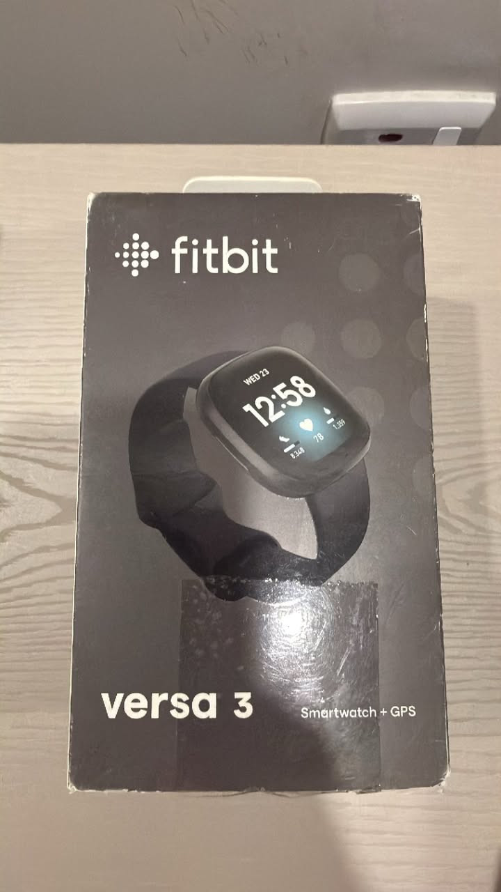 ساعه فتبت فيرسا 3 وفيرسا4وجارج5
نضافه 99‎%‎ كامل الملحقات وتكدر تبدل لون السير عندي الوان كل قطعه وسعرها 
متوفر توصيل اخير قطع بقن


**إذا كنت صاحب هذا الإعلان وتريد حذفه لأي سبب، رجاءا أرسل رسالة إلى الدعم الفني**