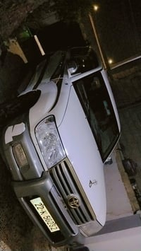 لاندكوزر موديل 2002 شرط بدون صبغ بدون حادث  رقم اربيل دولي  تبريد ثلاث...