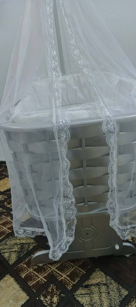 للبيع سرير طفل مع المنام كامل ويصير هزاز السعر ٥٠
موصل الكندي


**إذا كنت صاحب هذا الإعلان وتريد حذفه لأي سبب، رجاءا أرسل رسالة إلى الدعم الفني**