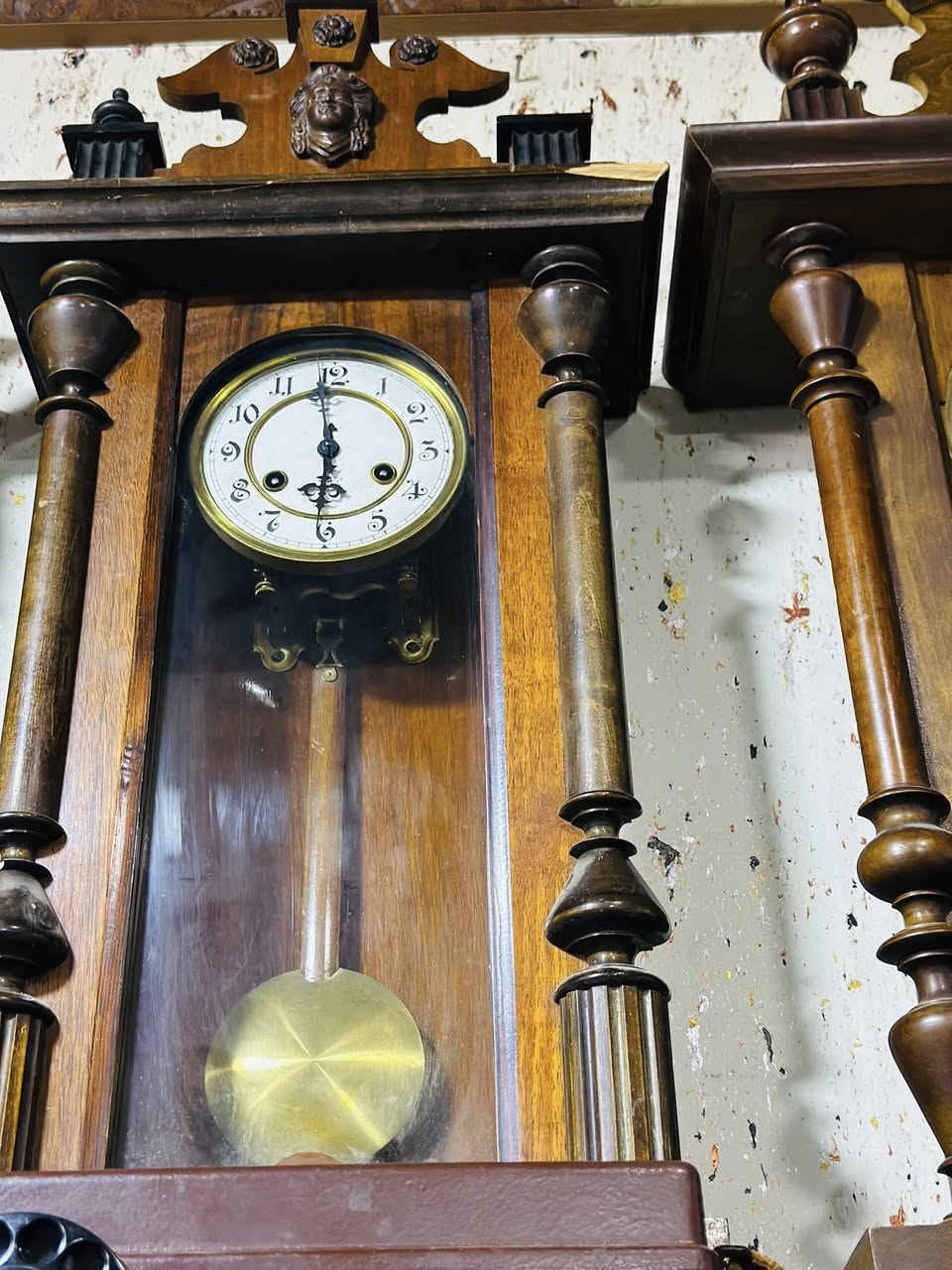 غراض للبيع السعر رجان على واتساب *********** تحياتي للجميع
