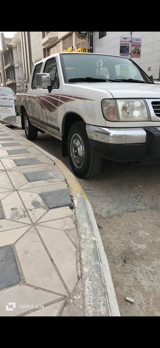 سلام عليكم بيكب نيسان شبوط مكفول كفاله عامه من كلشي كله جديد موديل ٢٠٠١ رقم ربيل بسمي ستفسار ***********
