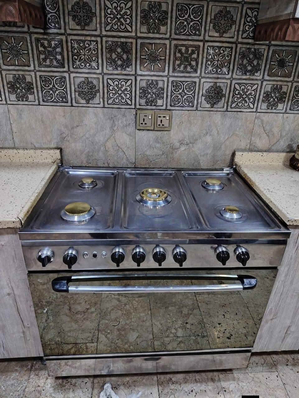 ورشة ابو محمد لصيانة الطباخات
ورشة موقعية نجيكم للبيت للاتصال ***********
