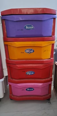 خزانة • كلش نظيف