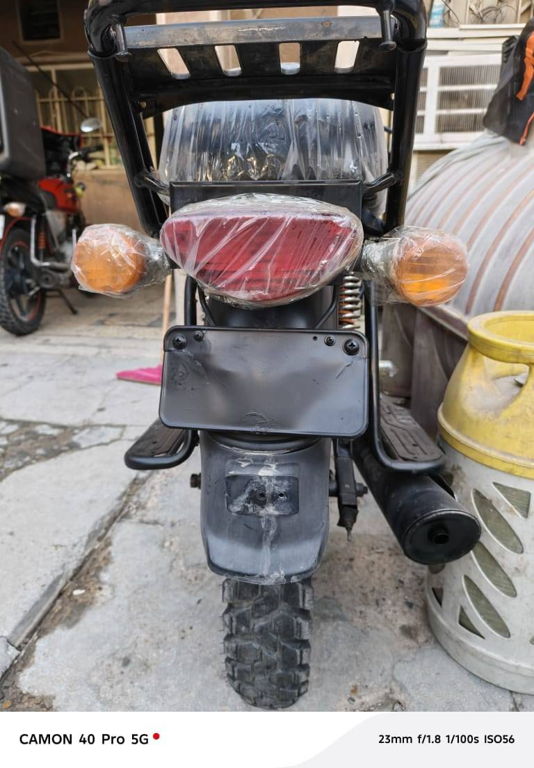 سلام عليكم بوكسر للبيع موديل 21 محسوبه عله 22 اوراق كمرك مكاني بغداد الجديده سعر خاص ***********
