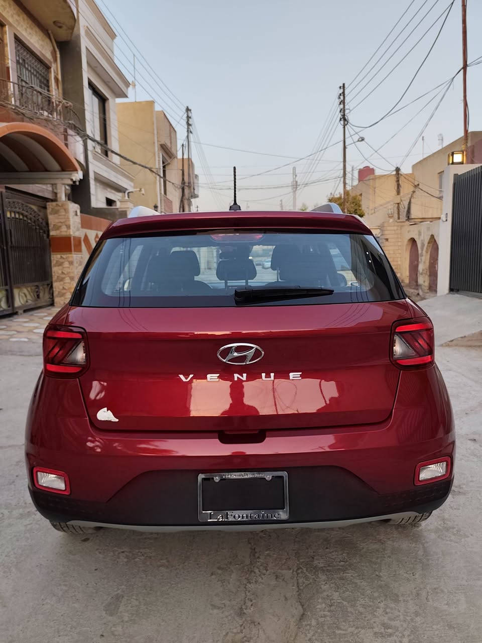 السلام عليكم
هونداي فينو 2023 فحص مؤقت بأسمي 
حادث كما موضح بالصور 
مكفوله من صبغ والتبديل 
موصفات 
فتحه 
كاميرا 
شاشه كار بلي 
قياده اليه
نقطه عمياء 
تحديد مسار 
وبقية المواصفات المعروفه
السعر المطلوب 125$
للاستفسار ***********
***********
مكاني بابل الحله
