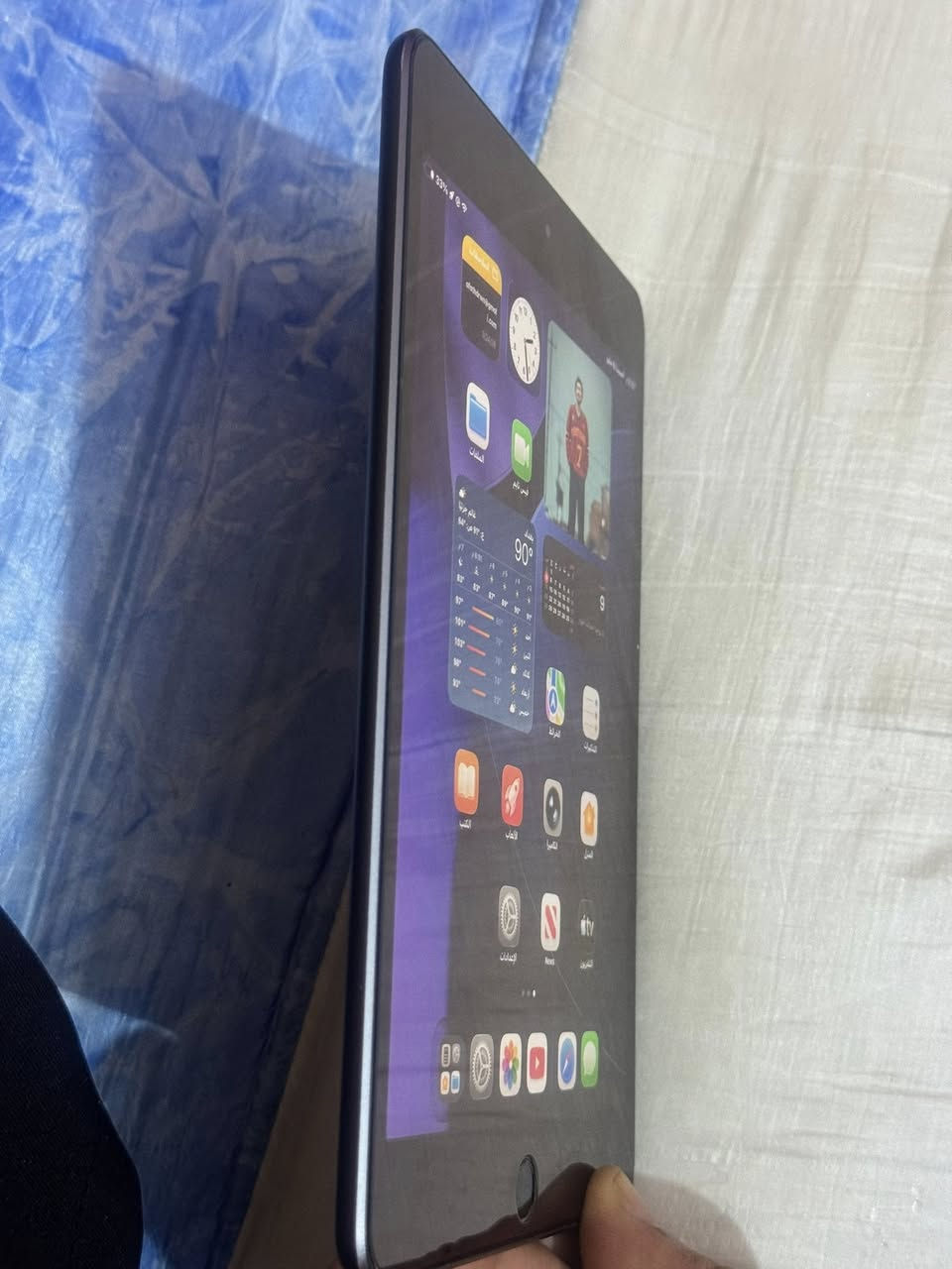 ايباد للبيع  ipad m5    تفاصيله كدامك يفيدك اتصل  ***********مكاني ناصريه مركز
