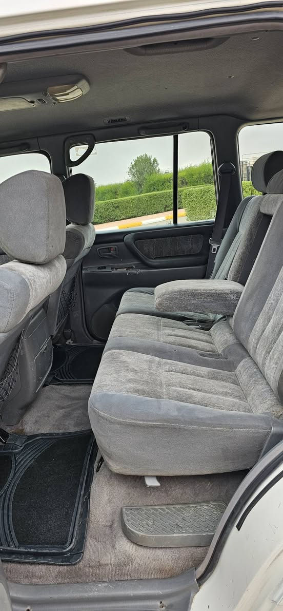 فرۆشتن یان گۆڕینەوە.
مۆنیکا مۆدیل 1998 ڕەقەم ئەسڵی مواسەفاتی 8 پستنی مەکینە 4700تە گێر عادیە دەبڵ ئێرباگە هەر چوار جام کارەباییە تەبرید مەرکەزیە سێ ڕیزکوشنە هتد. شکلی لە دەعامی پێشەوە بۆ دەعامی پشتەوە بە تایەو ویلەوە کاملم کردۆتە2007
حیزام بۆیاغ نیە بە حیزام دەیفرۆشم 
سەقف و ناو دەرگاو دینگەی بۆیاغی نیە 
شانسی لێدانی نیە . بەدەنەی پێشی جەمپی هەیە . سەیارەکی زۆر جوان و خاوێن و بەرچاوە قەلبی زۆر جوانە بێ شوخت و چاڵ و ساردە.
گێرو مەکینەو ئەکسلی بەشەرت
بەناو خۆمە سەنەوی 2ساڵە بەسەر چووە
بەناو کردن و غەرامە بەشەرت غەرامەی 390هەزار لەسەرە دوای مەعامەلە دەیدەمەوە. 
سعری 127$ وەرەقەو مەجال
لەهەولێرم . ژمارەی مۆبایل +واتساب و ڤایبەر/***********
