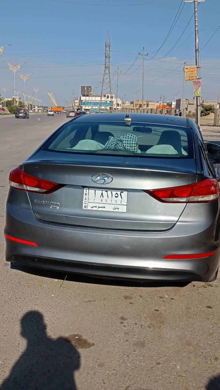 السلام عليكم سيارة النترا 
موديل 2017 محرك 2000ضربه السياره 
 شبر بنيد و بالجاملق 
سياره نص فول مواصفات 
سياره رقم السياره بابل
رقم صاحب سياره ***********
عنوان سيارة في كربلاء 
 سعر 110روقه
