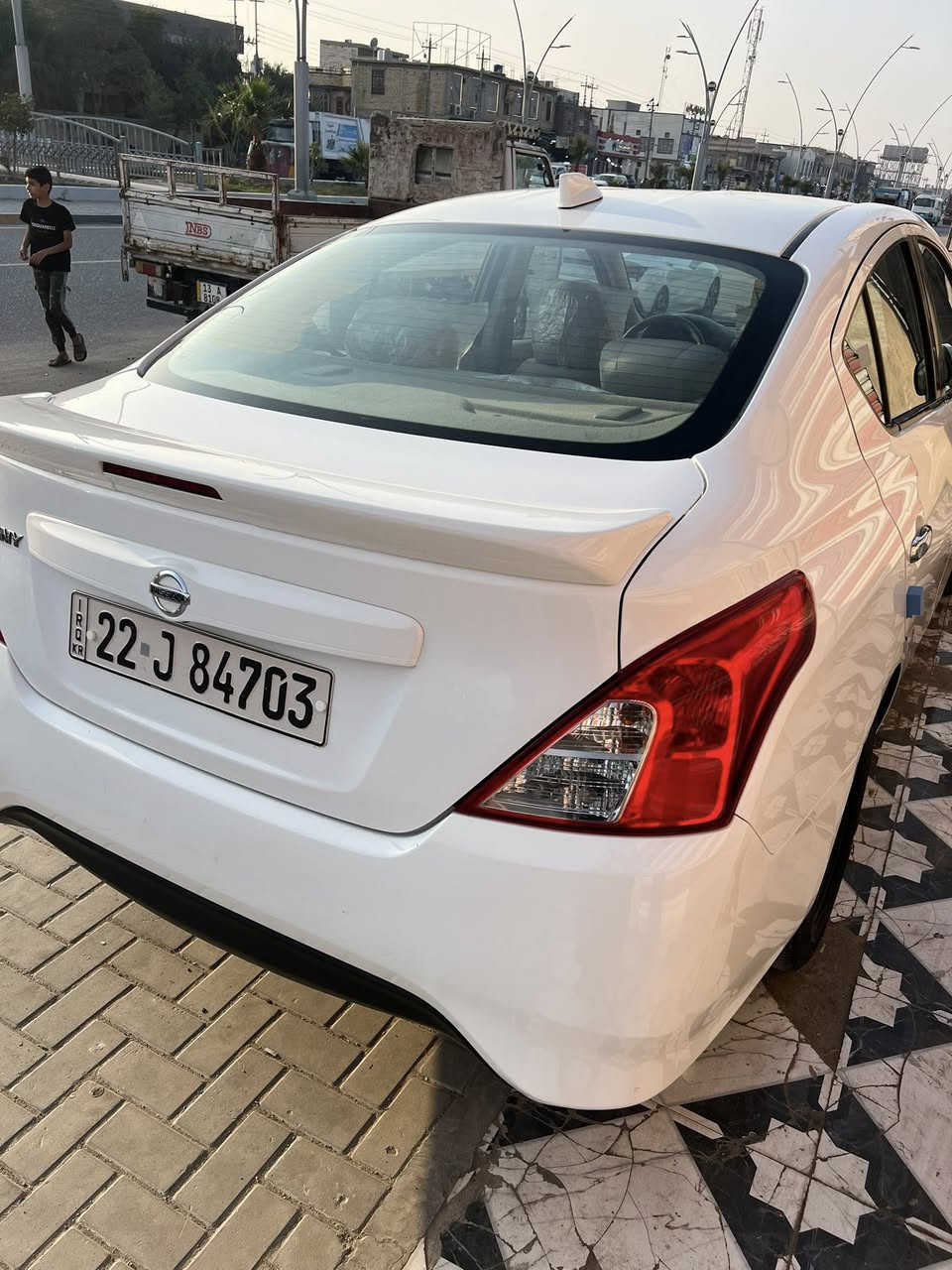 السلام عليكم نيسان سني رقم أربيل بسم الشركه 
سياره جديده سياره كفال بيه بارد بوسه 
السعر 123 ولله ما تلكه سعر هيجي وبيه مجال بسيط 
رقم الهاتف ***********
العنوان بصره
