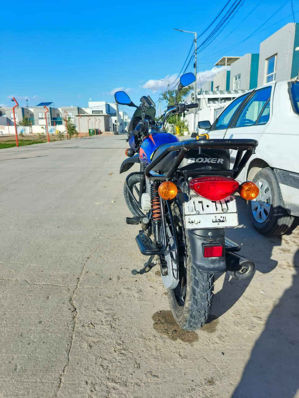 سلام عليكم بوكسر رقم نجف  مديل 23 سعر 2.100 بيه مجال لشراي
درجه ماخذينه من الوكيل من 23 دراجه ما ناقصه اي شي 
محرك شد شركه ما مفتوح  لاتنقيص ولا تبخر  
للتواصل ***********
