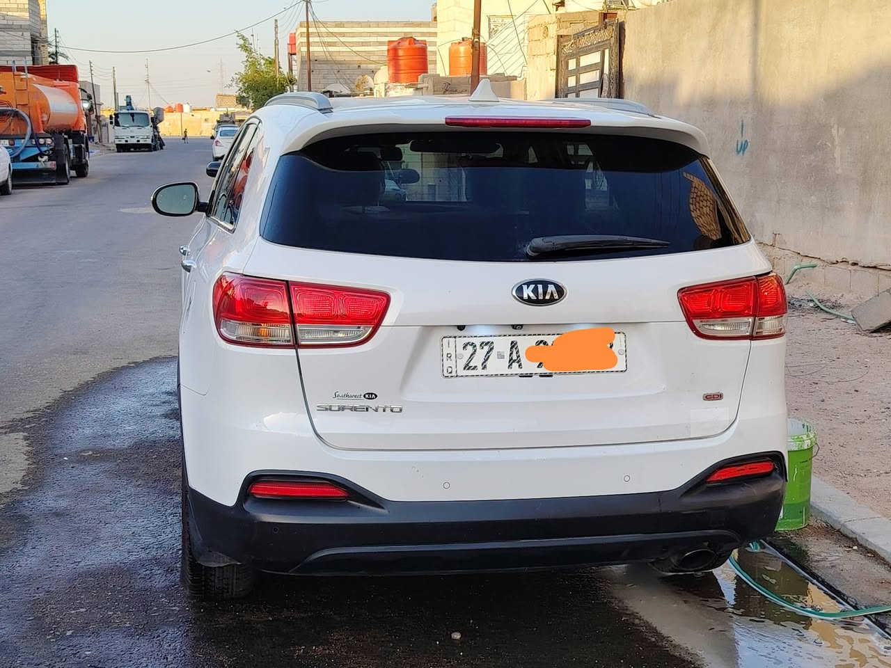 السلام عليكم سورنتو ١٦ وارد أمريكي محرك كير بحالة جيدة ايرباك سليم بدون جكنجن سيارة جاهزة بيه تبديل المدكر الأيمن مع تعديل وصيغ حافة البنيد مع ضربة خفيفة بحافة الصندوق راجعة على البارد في العراق تبريد تدفئة كهربائيات كلهة شغاله لايت زنون اشارة بالمري محرك ٤  ٥راكب رقم انكليزي بسمي العنوان بصرة الزبير رقم *********** بيه واتساب
السعر ١٦٥ وبيه مجال قليل
