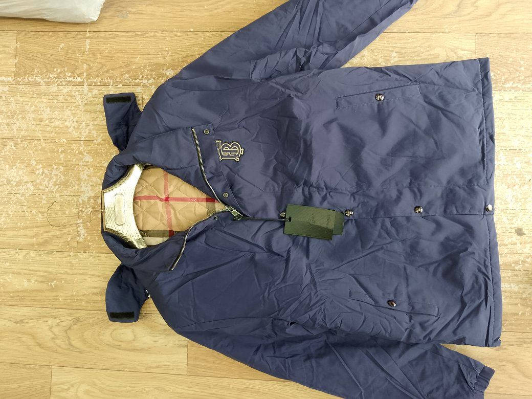 شلعه ملابس رجالي شتوي العدد 80 قطعه 
سعر القطعه 5 تالاف شراي يتصل مكاني بغداد ***********
