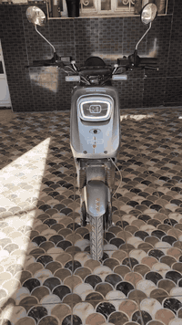 بسم الله الرحمن الرحيم 🌷
بايسكل شحن 🔋⚡
النوع: R9
الشركه: MR. KOREA
عدد البطاريات: 5 ~ 16فولت ونلي ليثيوم
عدد النمر :4
السرعه:99
الحاله: مستخدم  صارلي شهرين من اشتريته اروح بي للمدرسه واجي
المواصفات: فول 1/1
 بريكات دسك امامي وخلفي ~ بصمات 2 وسويجات2 وكارتات2
ملاحظة: السله اني حاطها وره والكشن الوره موجود 
سبب البيع: اشتريت دراجه بانزين
السعر💵:510 الف وبي مجال
للاستفسار : ***********
الموقع : بابل
