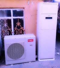 سبلت عمودي ثلاثه طن النوعيه توسوت الاصلي استخدام قليل نظيف نظافته 100%...