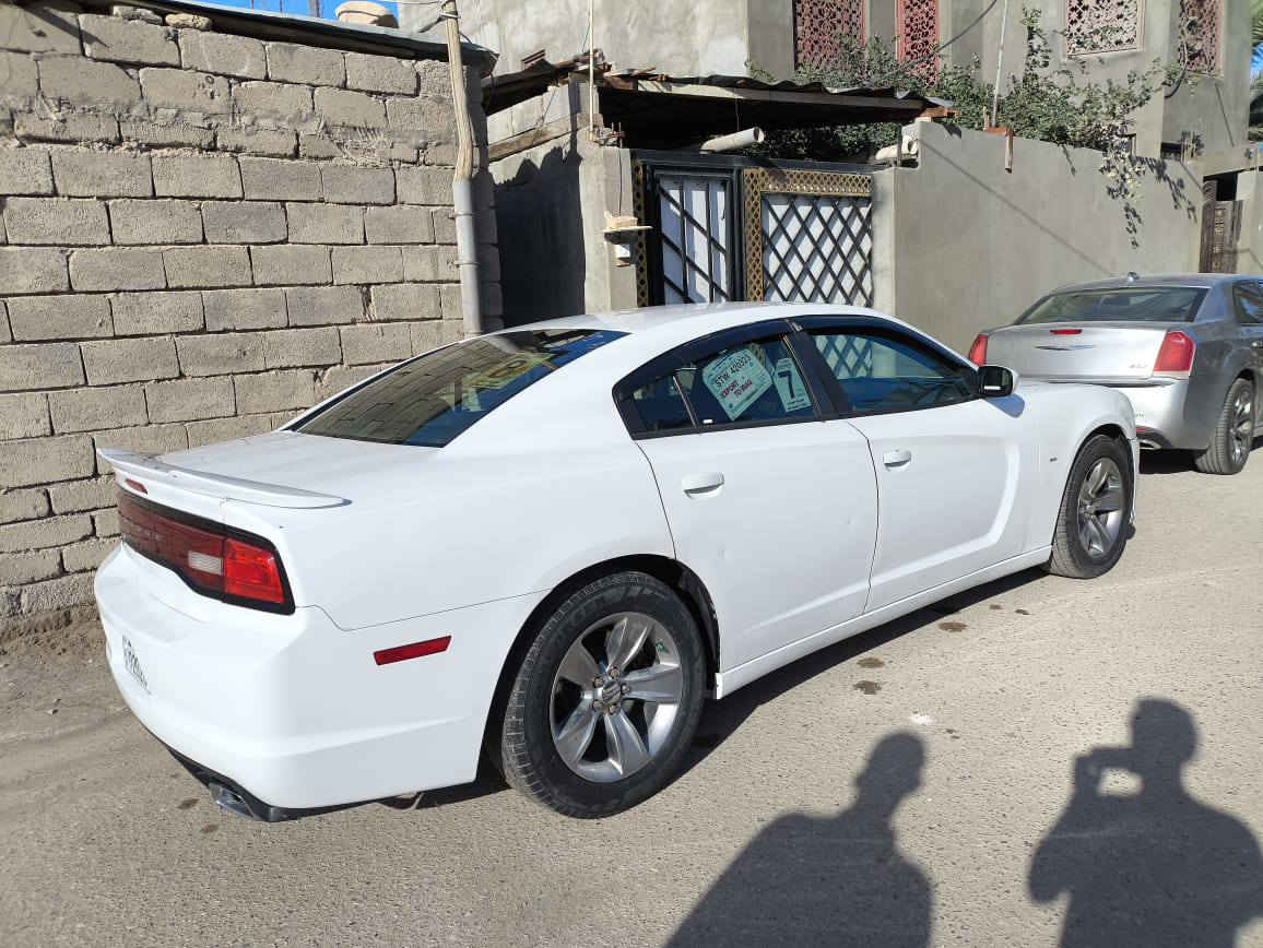 سلام عليكم البيع جاجر مديل 2014كندي رقم بصرة نكليزي بسمي محرك 3600سيارة بيه رشات صبغ بدون تبديل وضربه رقم راعيه تصال ‏‪***********‬‏
