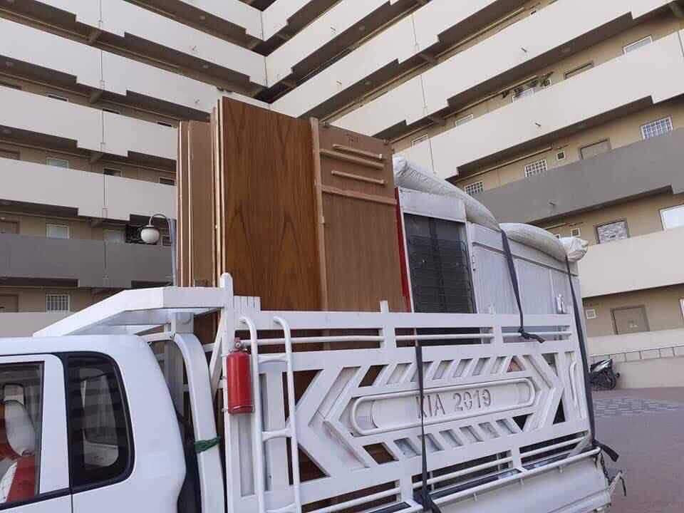 #مكتب _الملك _لنقل الاثاث العام🌹💚
نتشرف بحضرتكم زبائننا الكرام🌹💚
يوجد لدينا ستاڤ كامل💚 متخصص بنقل الاثاث من سياره هينو كبير🚚💚🚚 وسياره كيا صغير💚🚛🚛 .تحويلات بيوت او نقل اي اثاث من بيت الى بيت اخر🏛️🏯.
ونجار يفتح ويشد الغرف عراقيه💚_ماليزيه💚_تركيه
ويوجد فني فتح وشد السبالت❄️🏔️❄️ ..عنوان بغداد🇮🇶 للتواصل..واتس اب

*********** / ***********
