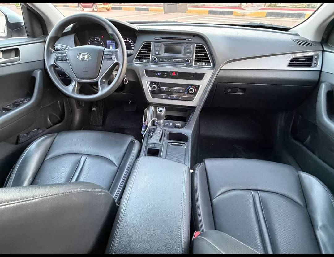 السلام عليكم سوناتا ادوات كصه جنطه2018نضيفه وجاهزه غاز بلاد محرك 2000دوش سعر 55 المكان البصره قضاء المدينة ***********
