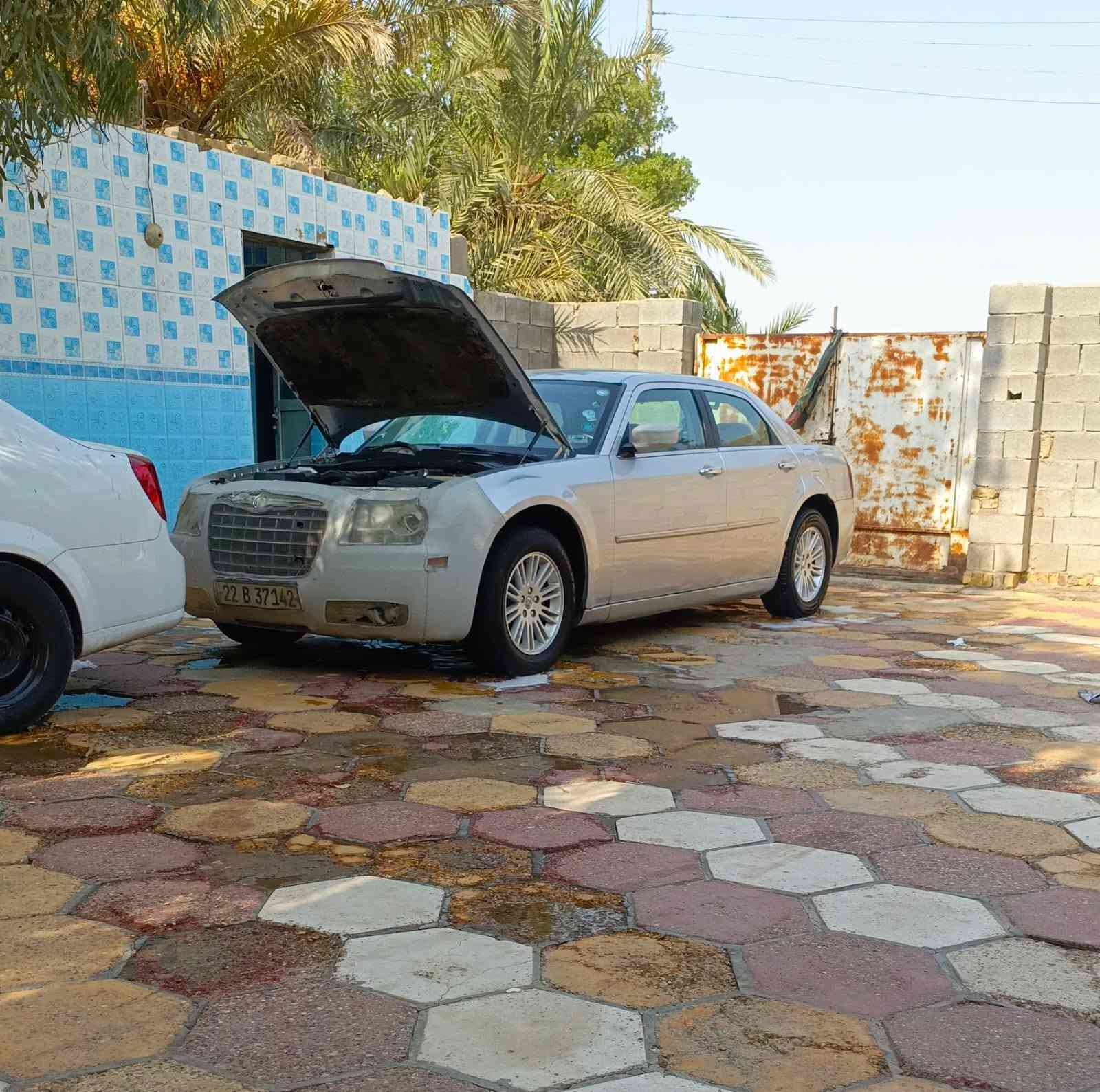 السلام عليكم اخوان 2010 كفاله عامه السعر 130 وبيها مجال رجاء الاتصال على هاي الارقام اللي حاطها *********** اخوان انا مكلف بالنشر
