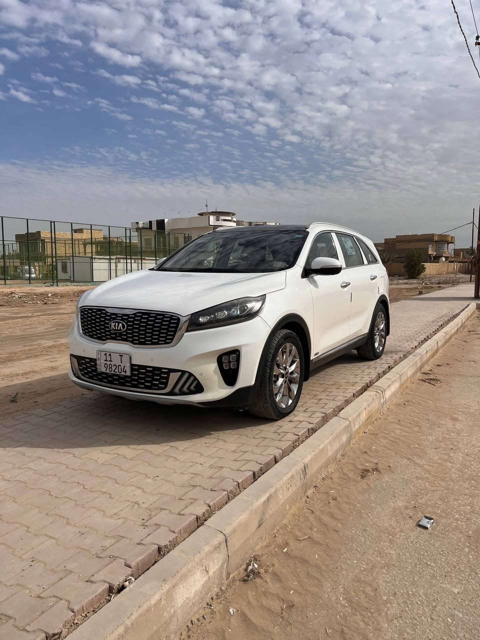 سلام عليكم سورنتو لبيع
فول موصفات موديل 2020
كامله مكمله 
كشنات جلد كهربائي 
تدفئه تبريد بل كشن 
باقي الموصفات معروفه فول الفول 
ماشيه 79
مكان سياره الديوانيه 
رقم  الهاتف ***********
