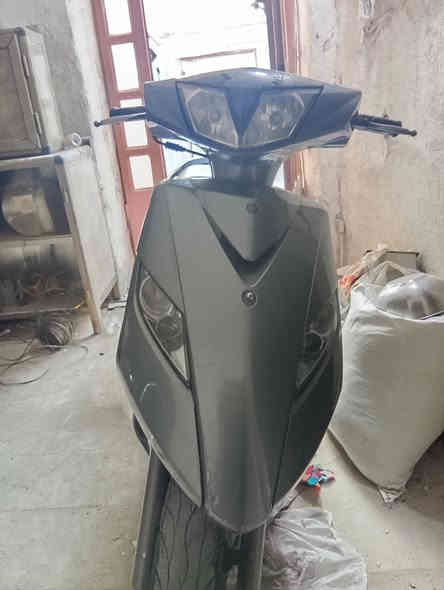 ثعلب فحل للبيع الدراجة جديدة رمبة قبل  شهرين بالضبط  اشتريتها و مطالع بيها هواي ع كد الدوام 
الدراجة جديدة  750 قفل حت محد يعاملني ، أبيعها لان ماحتاجها بعد 
للتواصل واتساب او اتصال
***********
مكاني بغداد الحرية الاولى دور الشؤون
