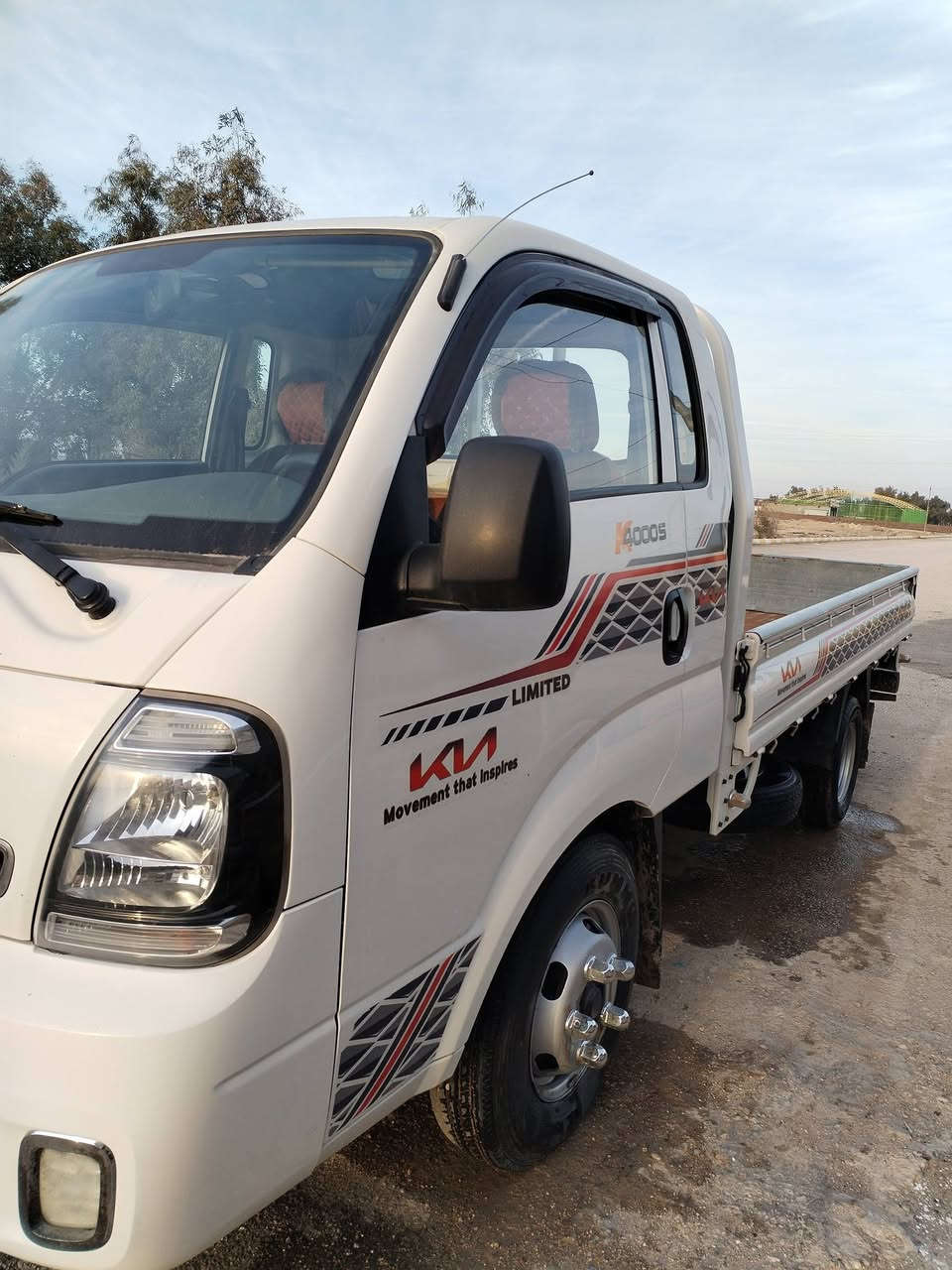 سلام عليكم كيا فحل موديل٢٠٢٢ مفتوح   محور ويل ١٤ واستد ٢٧  مكانه حله سعره ١٦٥.الاستفسار *********** او ***********  واتساب
