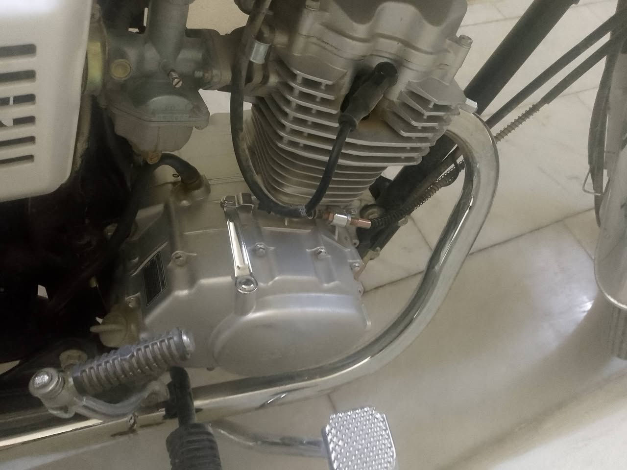 دراجه نامه امتياز جديده
مديل 25
اوراق سكنر 
صار 8شهر من مطلعه من معرض 
بعدها جديده ماماشيه 
سعرها 650 
مكانه كربلاء حي السلام 

رقمي ***********
