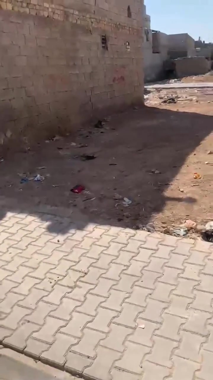 قطعه ارض للبيع 
المساحة:100 مربع
المواصفات: طابو زراعي سند 25 كامل خدمات مي مجاري كهرباء 
الموقع: بغداد سبع قصور شارع حزب الدعوة قريب ع الحسينيه
السعر:13 بيها مجال بسيط 
للاستفسار الاتصال على هذا الرقم:
***********
