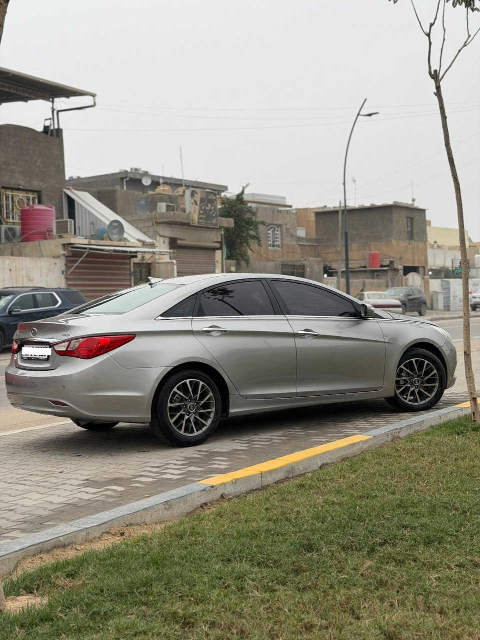 للبيع بدون مراوس 

هيونداي سوناتا 
موديل 2014. اصل 
محرك بانزين دوش 2400
السياره ادوات ادوات دخول جديد 
كصه جنطه وشغل باجات بلادي 
متوئمه ارقام وسنويه شغل حلو 

مكاني البصره 
سعر وتفاصيل اكثر اتصل 
***********
