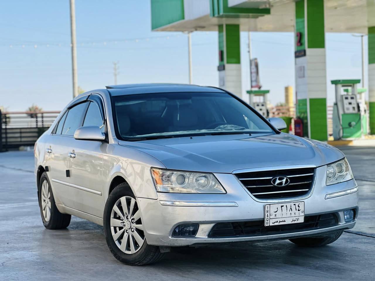 الـــسلام عــلـيـكم. للبـــيع ســونـاتا  أمريكي 
مـــوديـــل2009   فـــول مـــواصــفات. 1/1. لمتد 

أنبار مشروع وطني.  تــحويـــل مــباشـــر

بـــيه صـــبغ 4 قطع

مـــحــرك 2400

مـــحــرك    كــيـــر  شـــرط الـســيــاره جــاهــزه مــن كـــلـــشــي 

السعر.   110. $ وبــيــه مــجال

مكاني.  الانـــبار الـكــرمـــه

رقم الهاتف:***********
